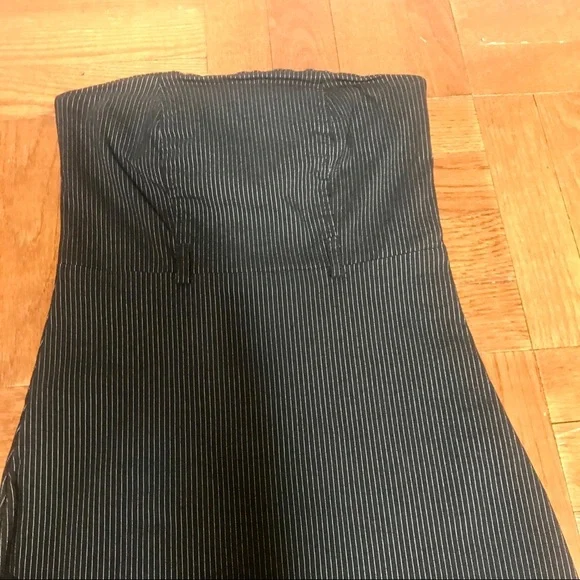 Strapless Pinstripe Knee Length Pencil Dress - Picture 4 of 5